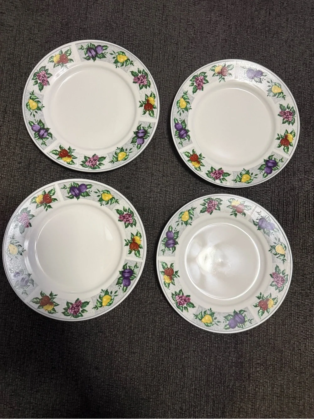 Majesticware Oneida Vintage Fruit Stoneware Salad Plates Set of 4 8 Inch